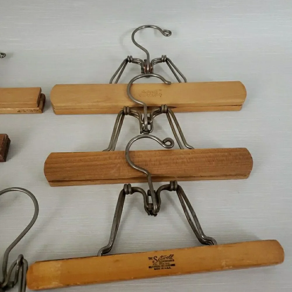 8 Setwell Unbranded Wood Pant Hangers Clamp Hinged Vintage